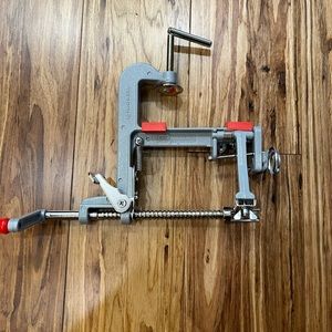 Pampered Chef Apple Peeler, Corer and Slicer with bonus apple/pineapple corer